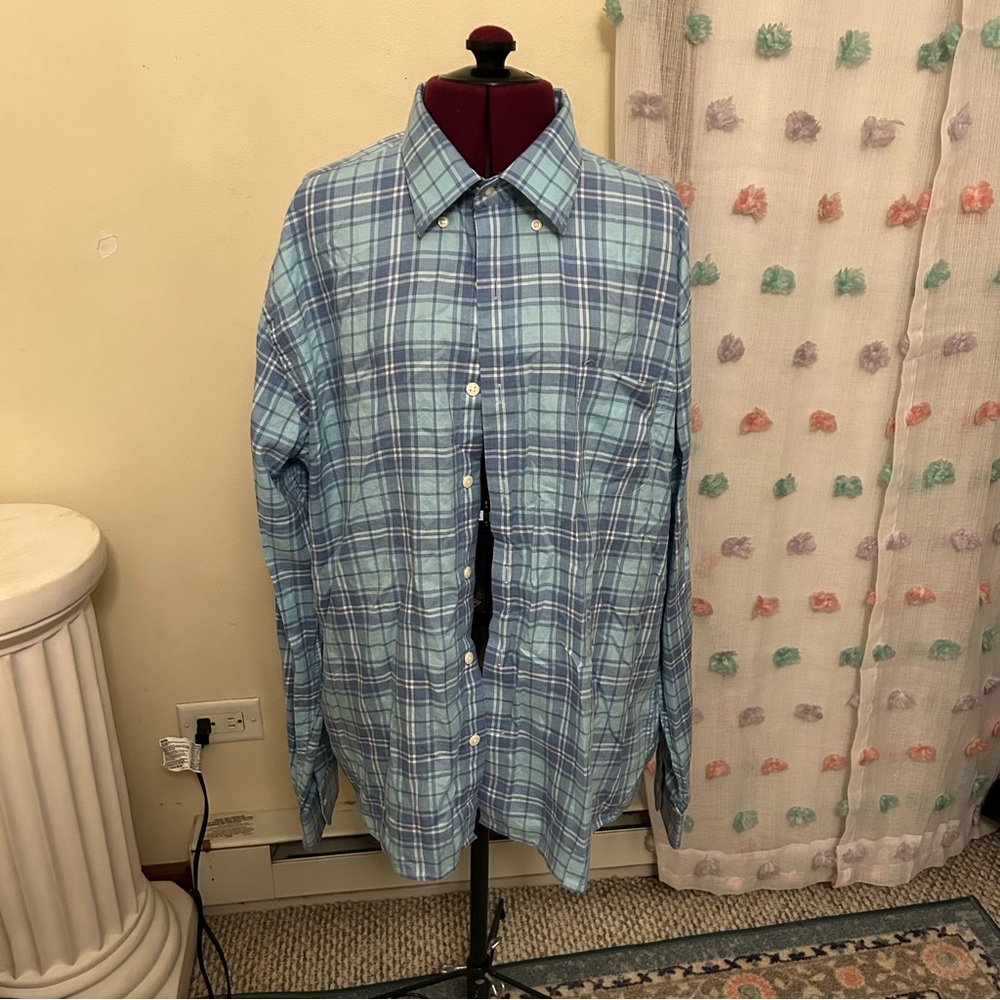 Blue plaid Peter millar buttons down long sleeve shirt